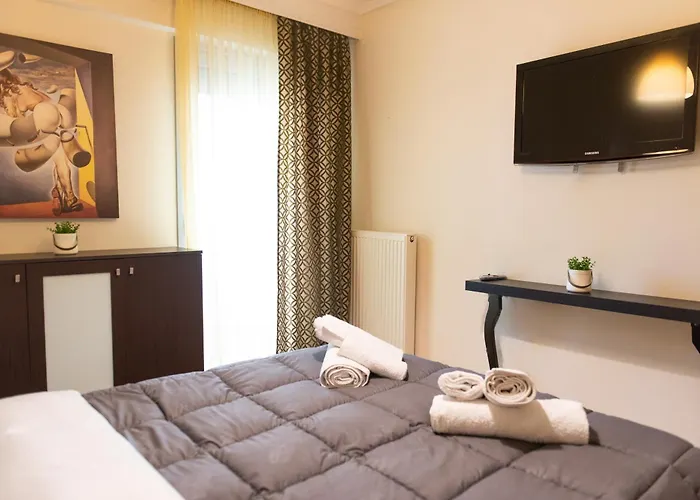 Chris & Mary Comfort Rooms Thessaloniki Center